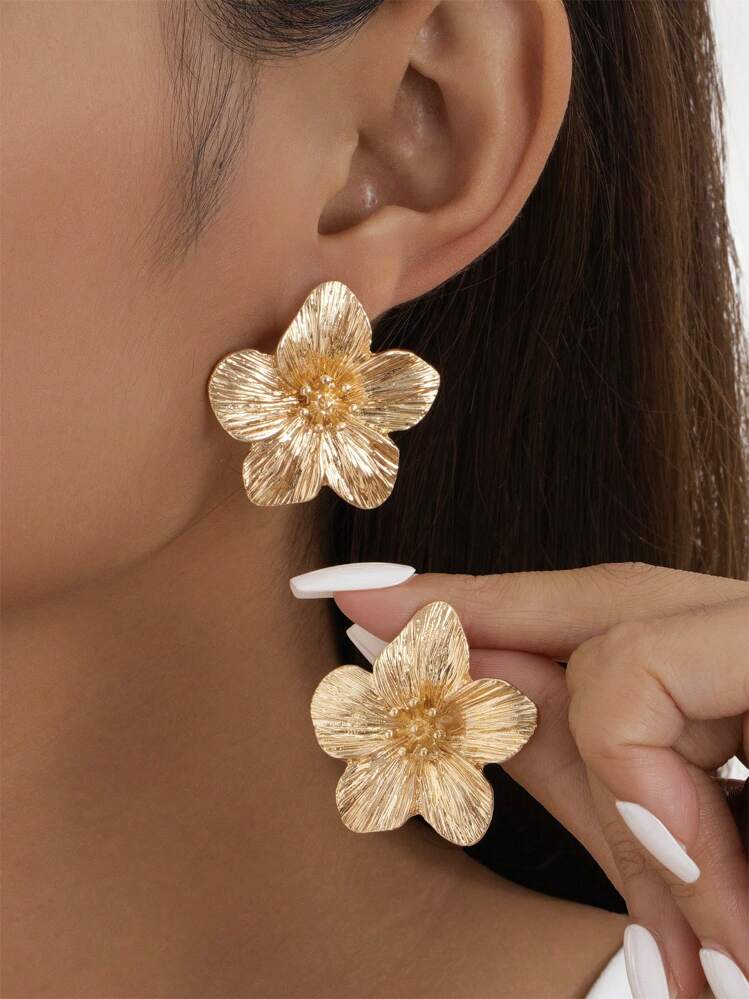 Floral Gold Earrings