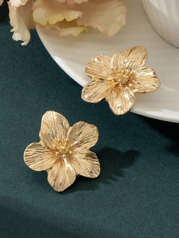 Floral Gold Earrings