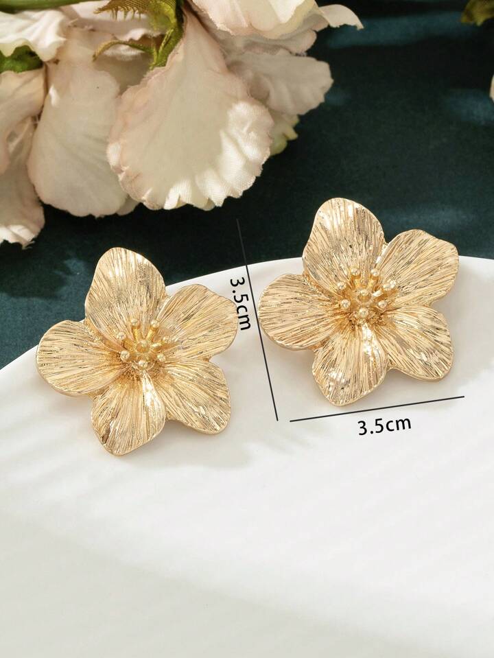 Floral Gold Earrings